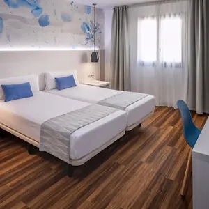 2* Πανσιόν Operaramblas